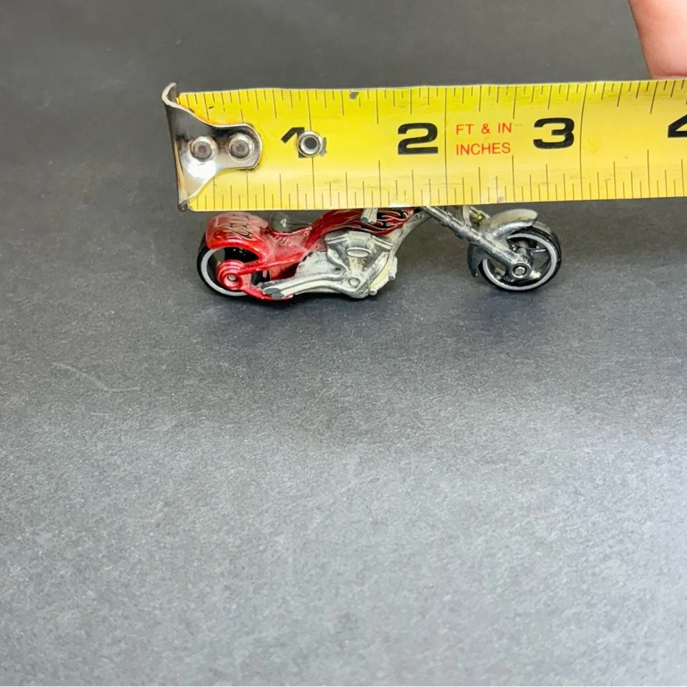 Hot Wheels 2009 OCC Splitback Motorcycle RED Model‎ #9 Snowflake Card 1:64 Scale